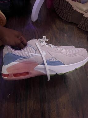 Nike pastel pink and light blue Air-cushioned sneakers